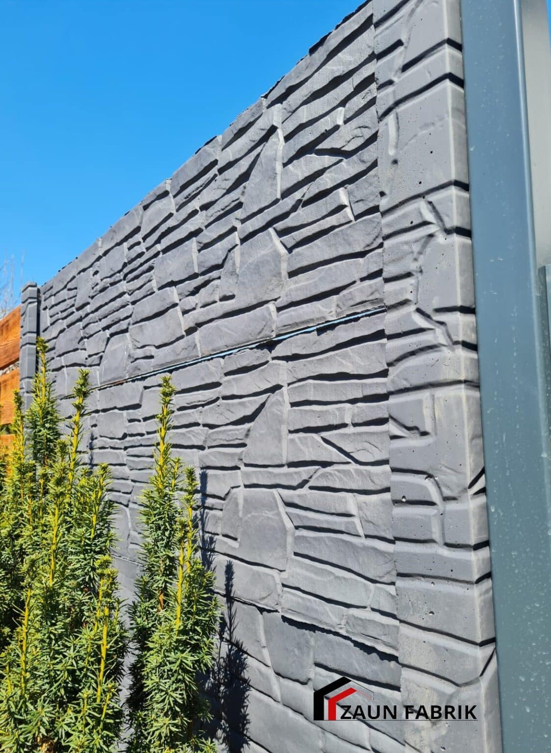 5de4f04c E611 40a0 8b43 F00eed563f02