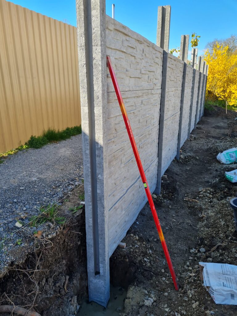 6902a395 05db 4b8b 9068 96c0e12f2330